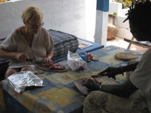 préparation des steaks pour le repas